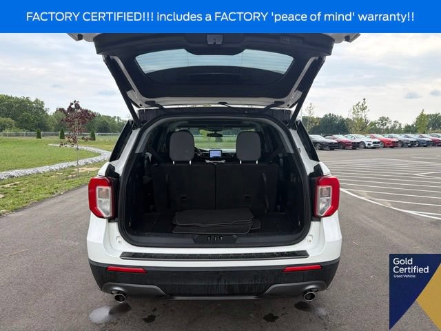 Used 2023 Ford Explorer XLT w/ Equipment Group 202A AWD/4WD image 16