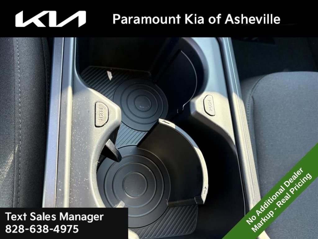 New 2026 Kia K4 LXS image 26