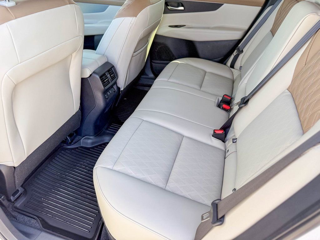 New 2026 Nissan Murano Platinum w/ Cargo Package AWD/4WD image 32