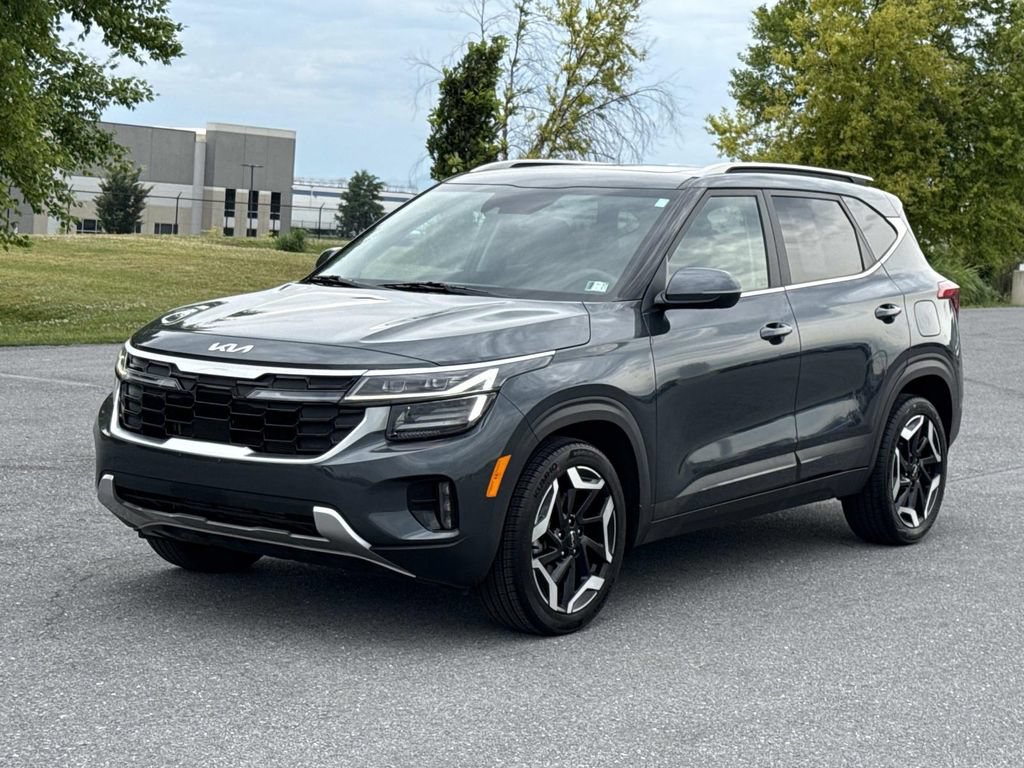 Used 2024 Kia Seltos SX w/ SX Sunroof Package AWD/4WD image 28
