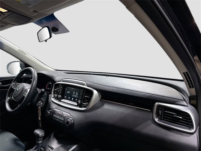 Used 2019 Kia Sorento LX image 29