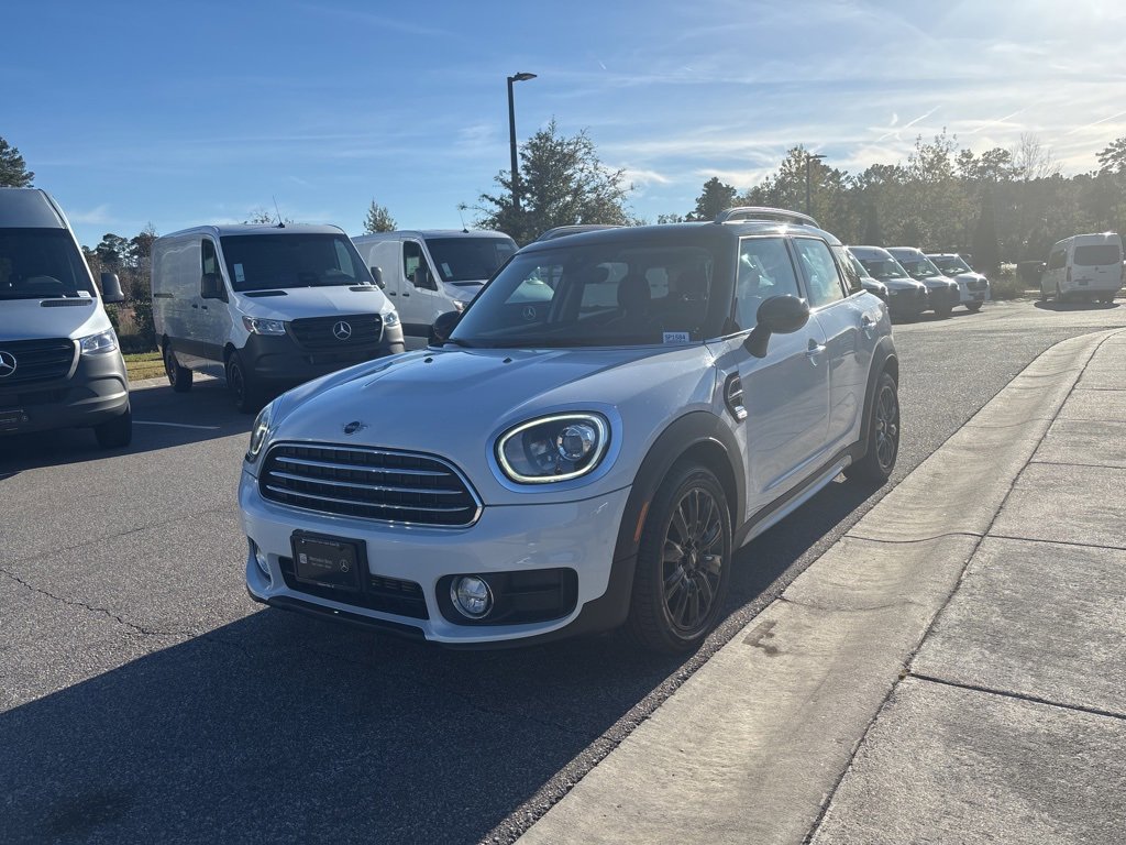 Used 2019 MINI Cooper Countryman w/ Premium Package image 9