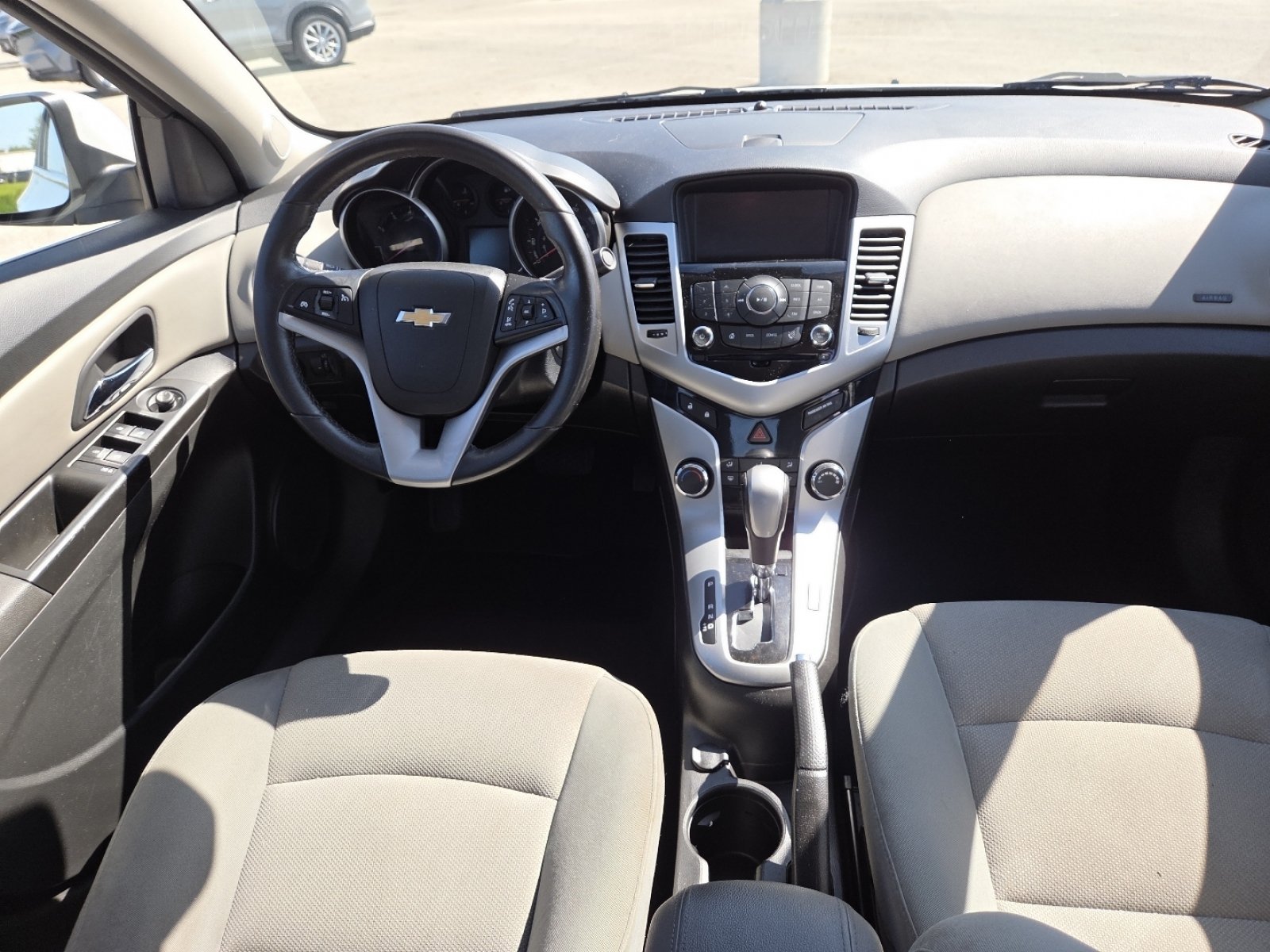Used 2014 Chevrolet Cruze LT FWD image 20