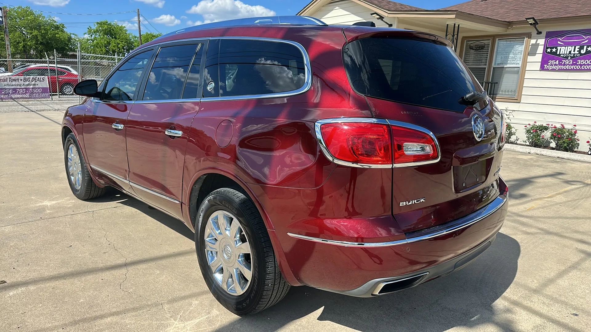 Used 2017 Buick Enclave Premium image 3