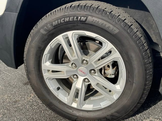 Used 2022 GMC Terrain SLE w/ Driver Convenience Package image 6