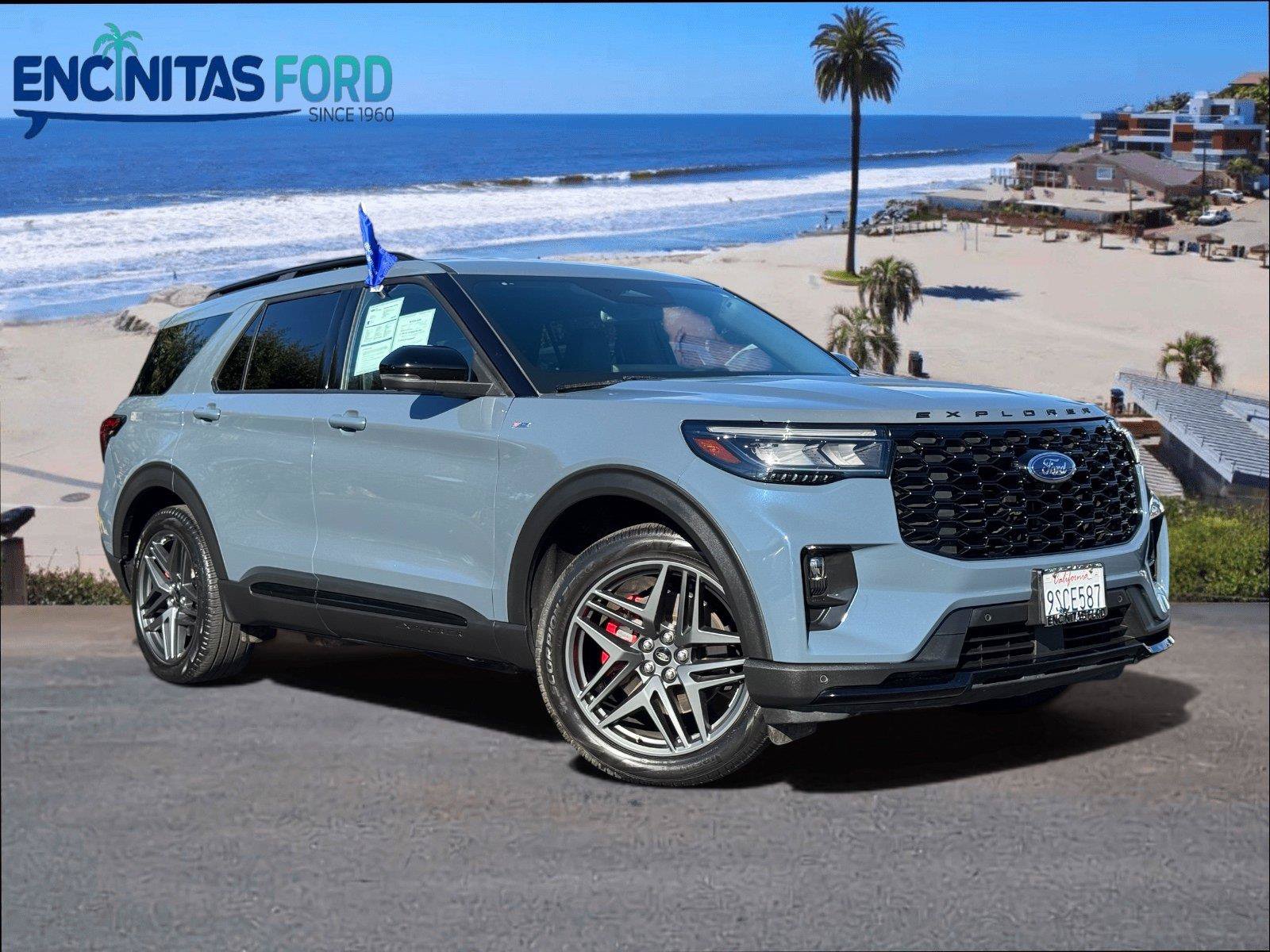 Certified 2025 Ford Explorer ST-Line w/ Premium Package RWD image 1