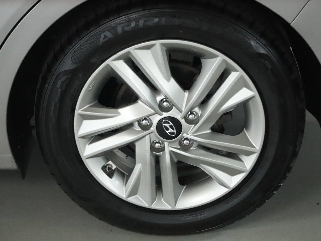 Used 2020 Hyundai Elantra Value Edition w/ Cargo Package (C1) FWD image 40