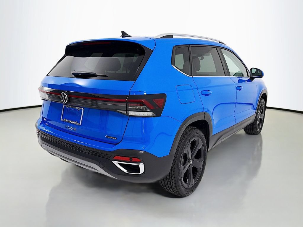 Certified 2025 Volkswagen Taos SEL AWD/4WD image 7
