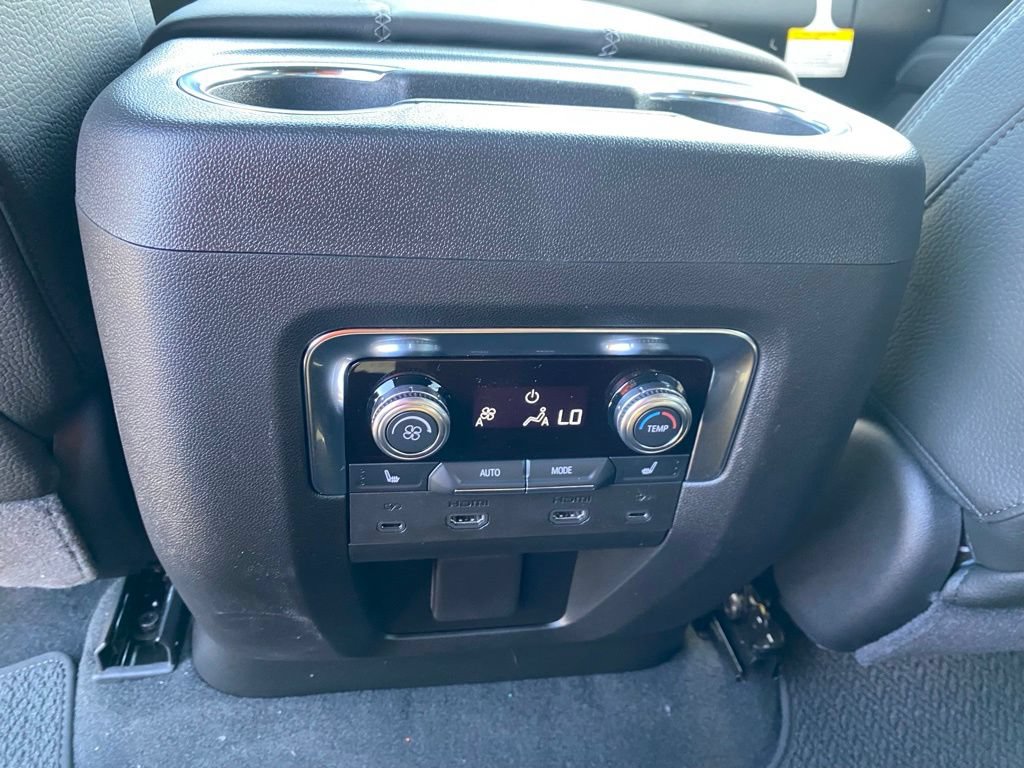New 2026 GMC Yukon Denali w/ Advanced Technology Package AWD/4WD image 29