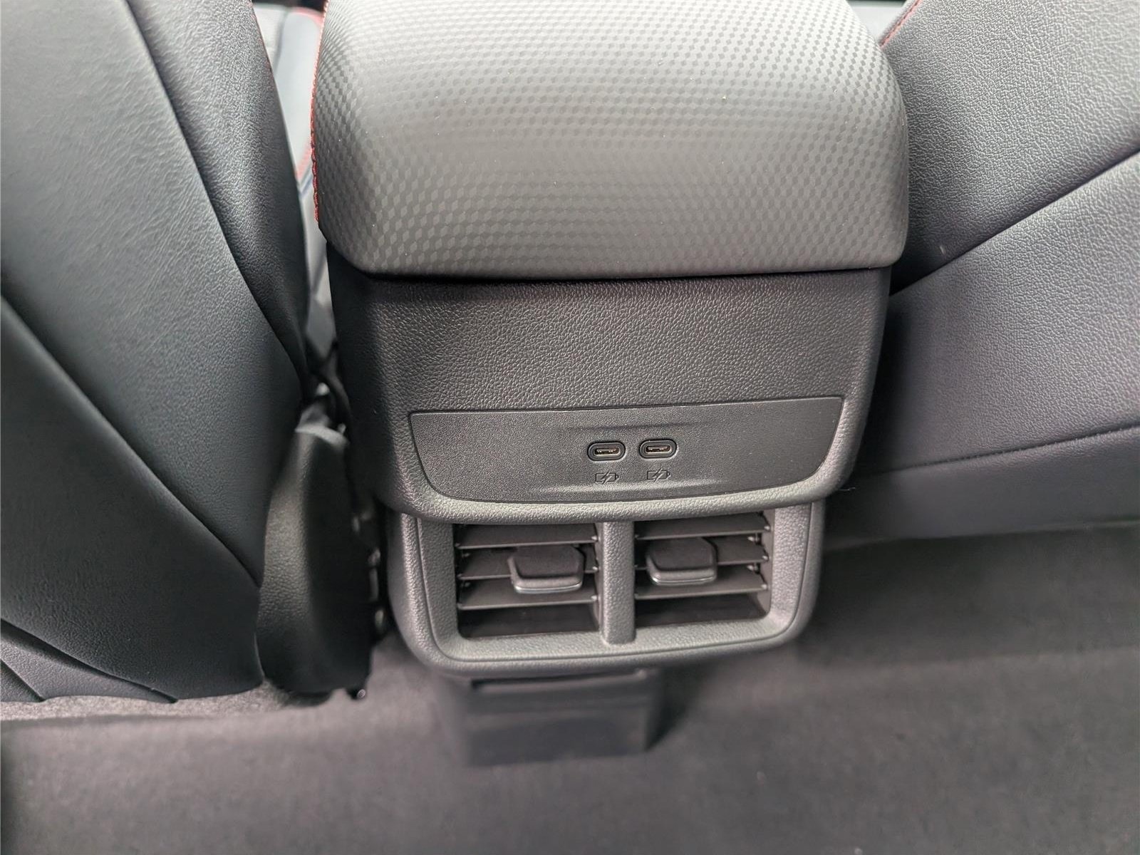 New 2026 Chevrolet Equinox RS w/ Safety and Technology Package AWD/4WD image 16