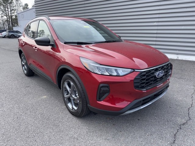 New 2025 Ford Escape ST-Line w/ Equipment Group 301A