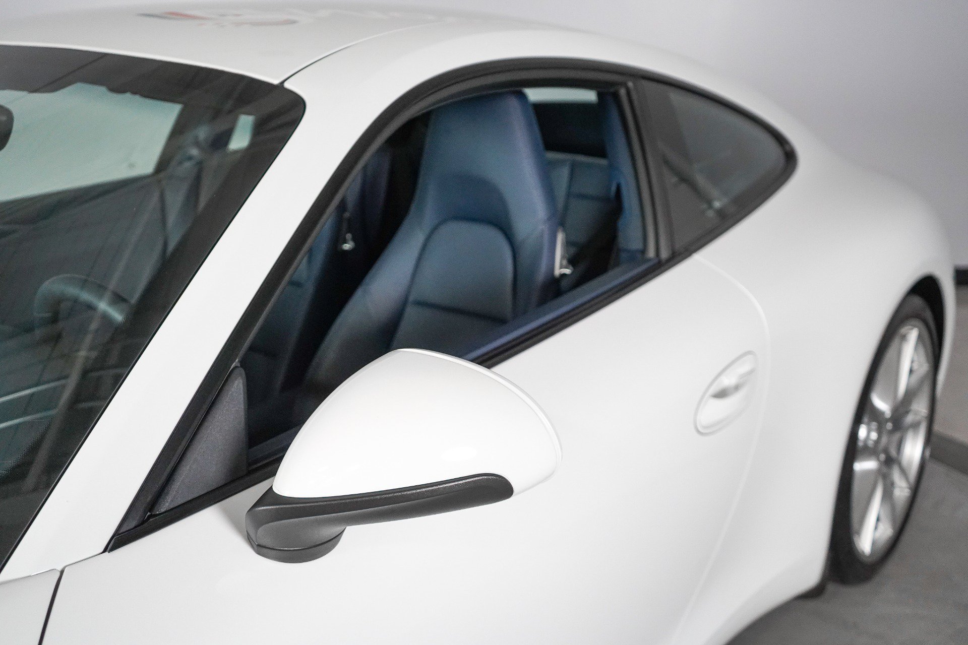 Used 2015 Porsche 911 Carrera S RWD image 2