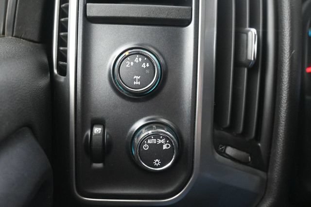 Used 2015 Chevrolet Silverado 2500 LT AWD/4WD image 23