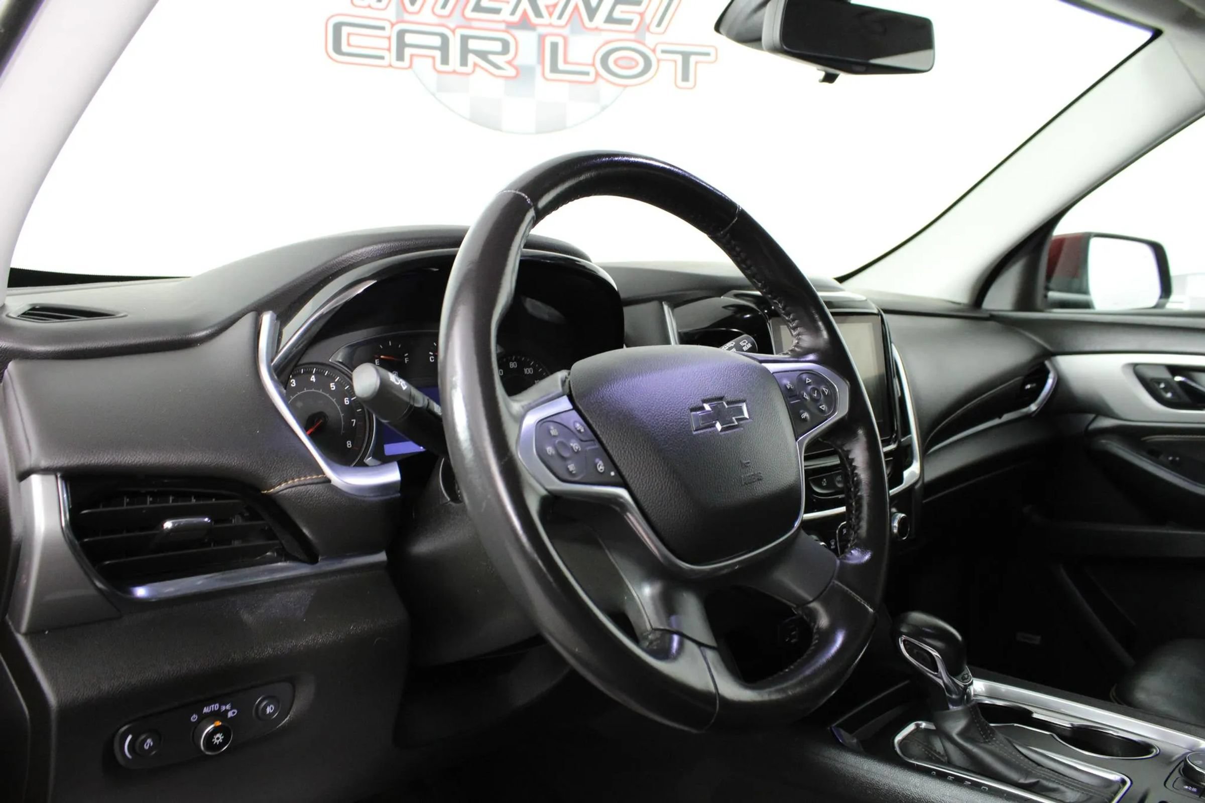 Used 2021 Chevrolet Traverse RS w/ LPO, Floor Liner Package AWD/4WD image 10