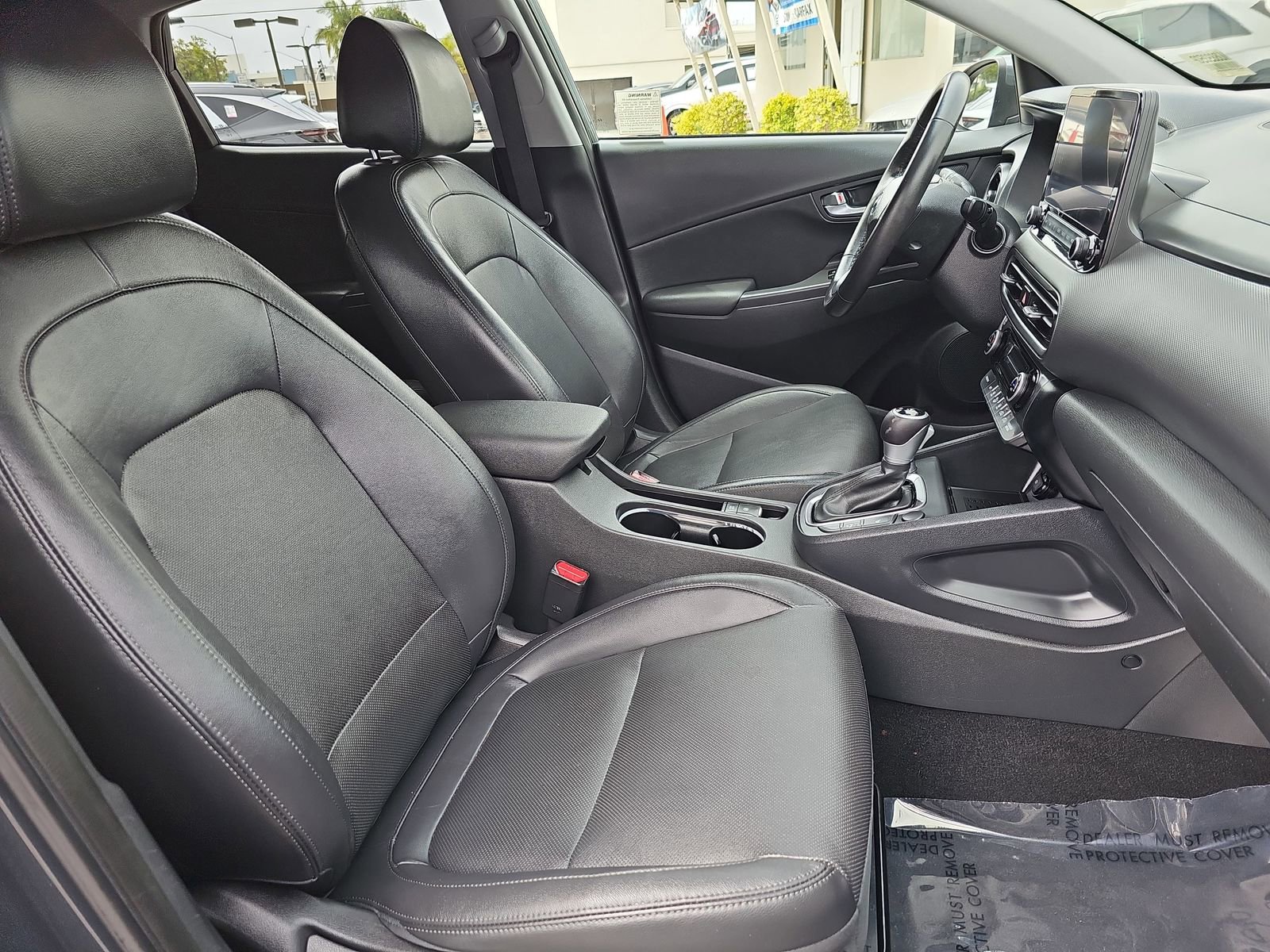 Used 2022 Hyundai Kona Limited FWD image 10