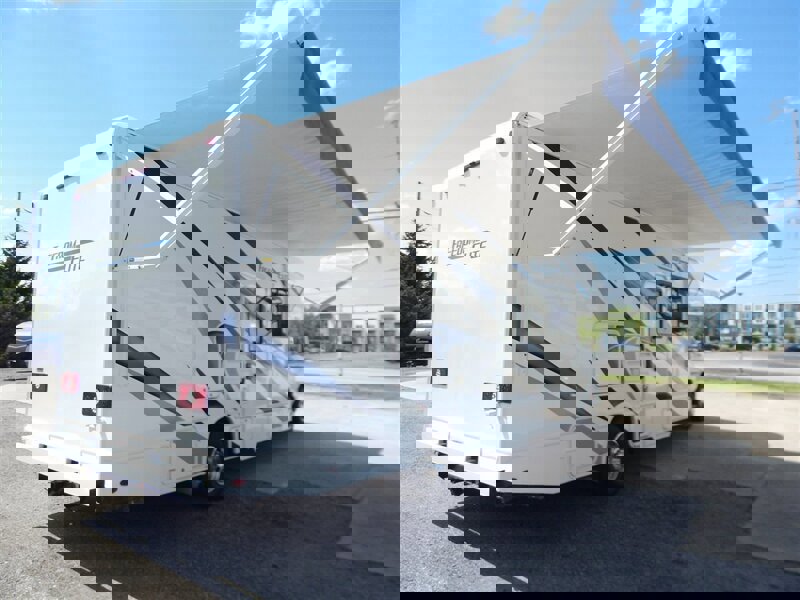 Used 2022 Ford E-450 and Econoline 450 Super Duty w/ Motorhome Prep Package image 54