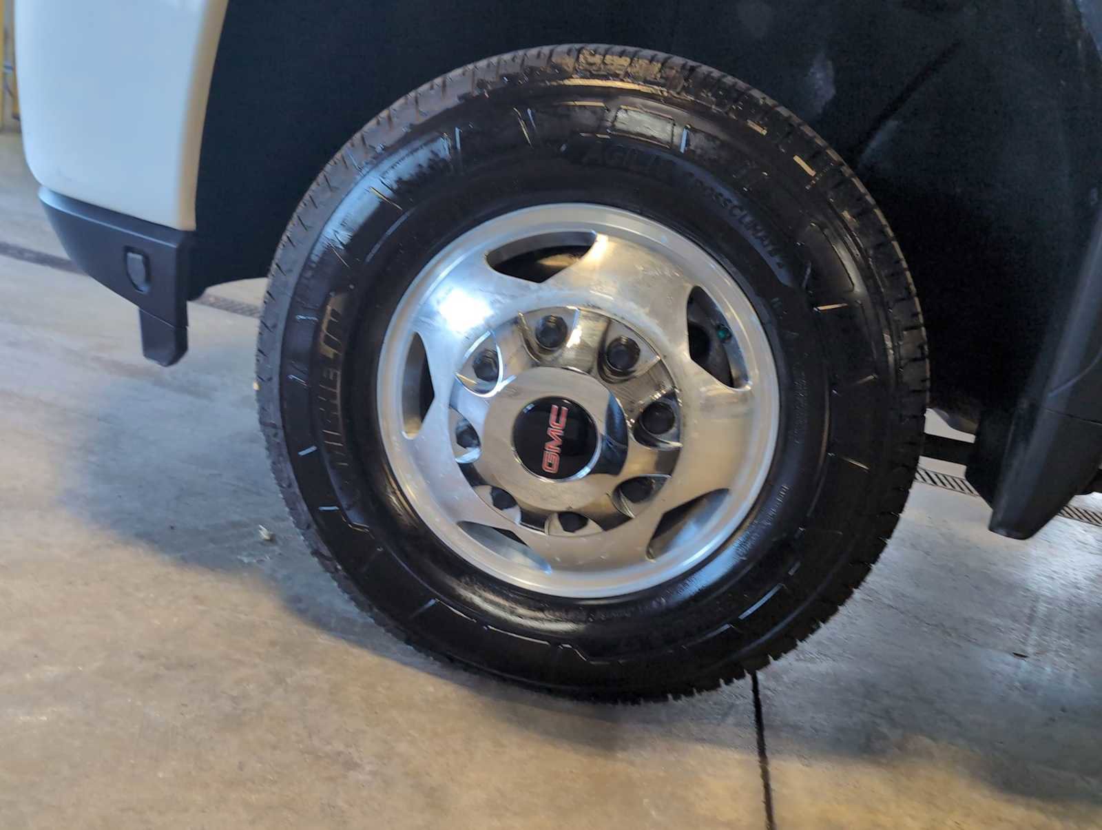 Used 2021 GMC Sierra 3500 Denali w/ Denali Ultimate Package image 34