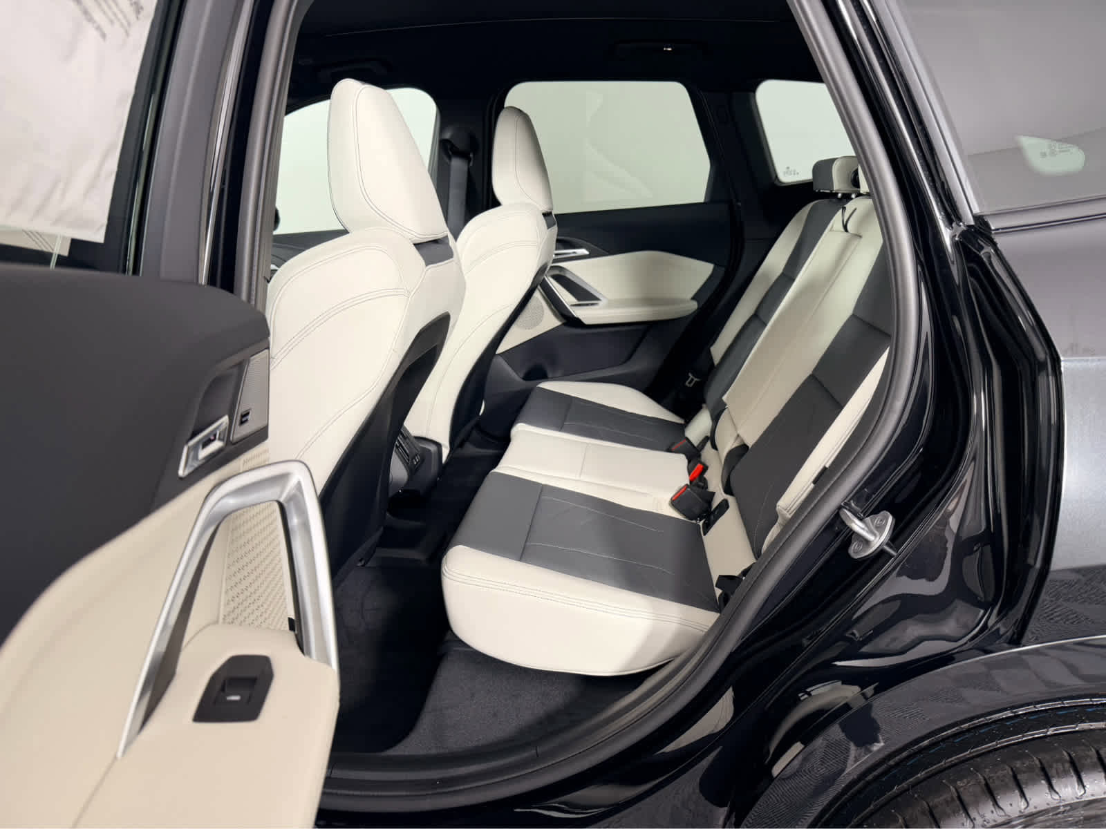 New 2026 BMW X1 xDrive28i w/ Technology Package image 16