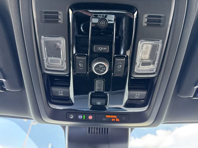 New 2026 Chevrolet Tahoe High Country AWD/4WD image 39