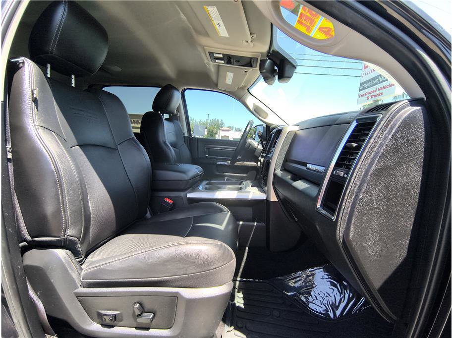 Used 2016 RAM 2500 Laramie w/ Sport Appearance Group AWD/4WD image 13