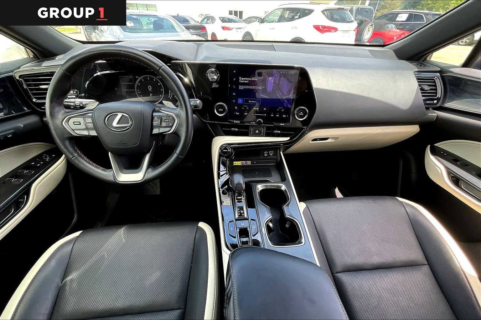 Used 2024 Lexus NX 250 FWD image 13
