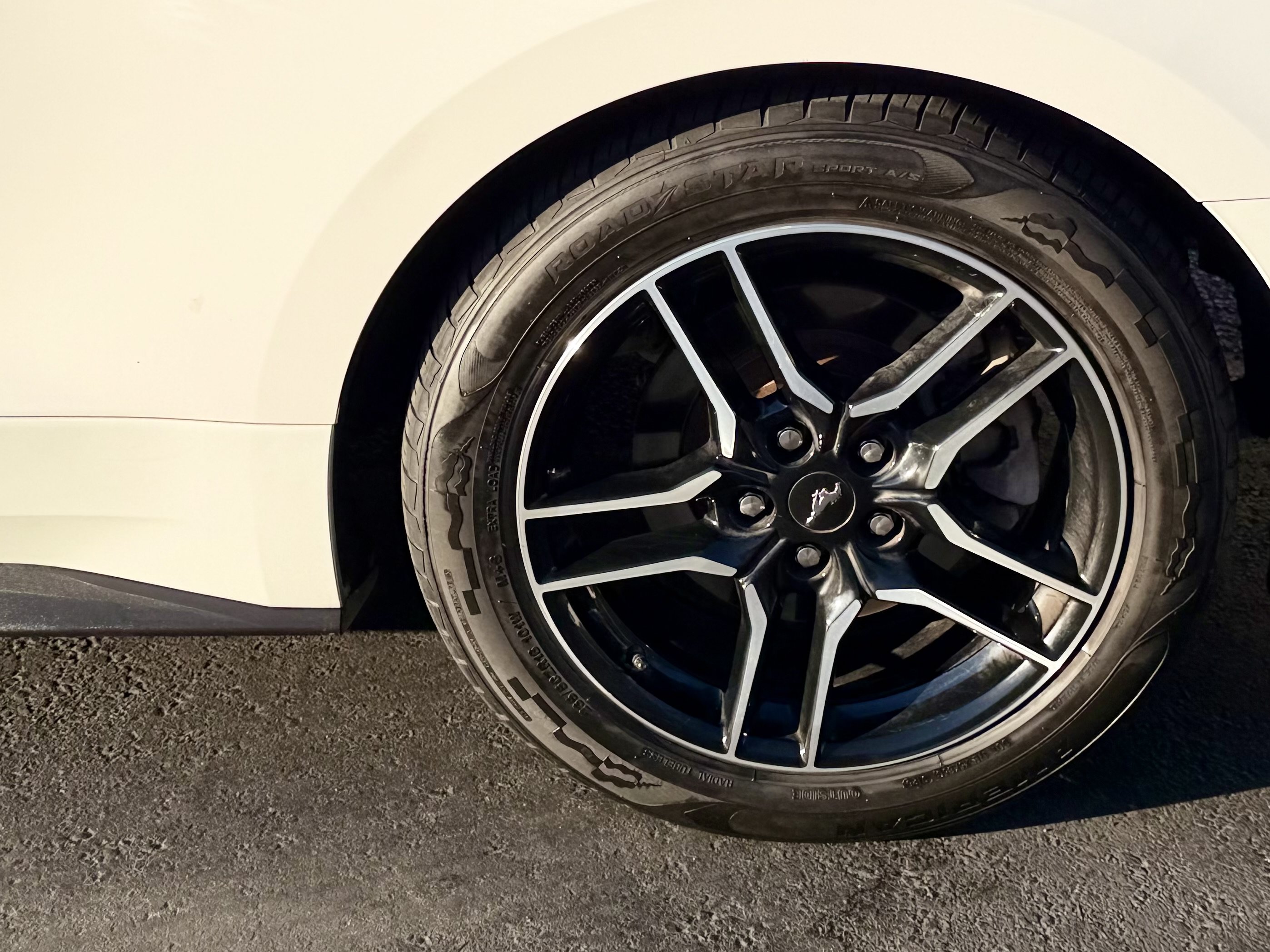 Used 2021 Ford Mustang Premium RWD image 12