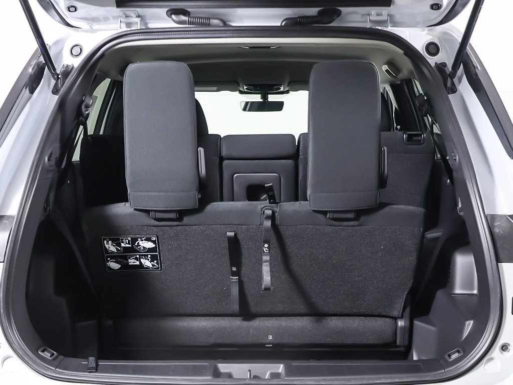 New 2026 Mitsubishi Outlander ES image 16