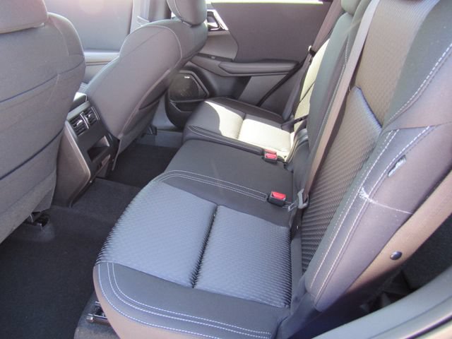 New 2026 Mitsubishi Outlander ES FWD image 15