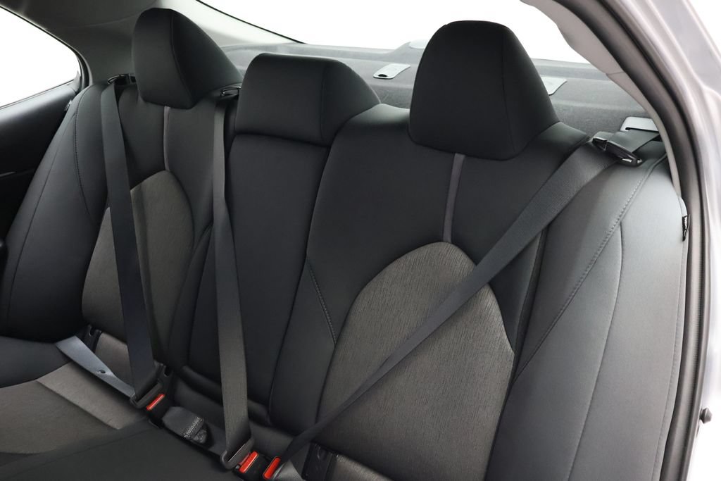 Used 2024 Toyota Camry LE FWD image 18