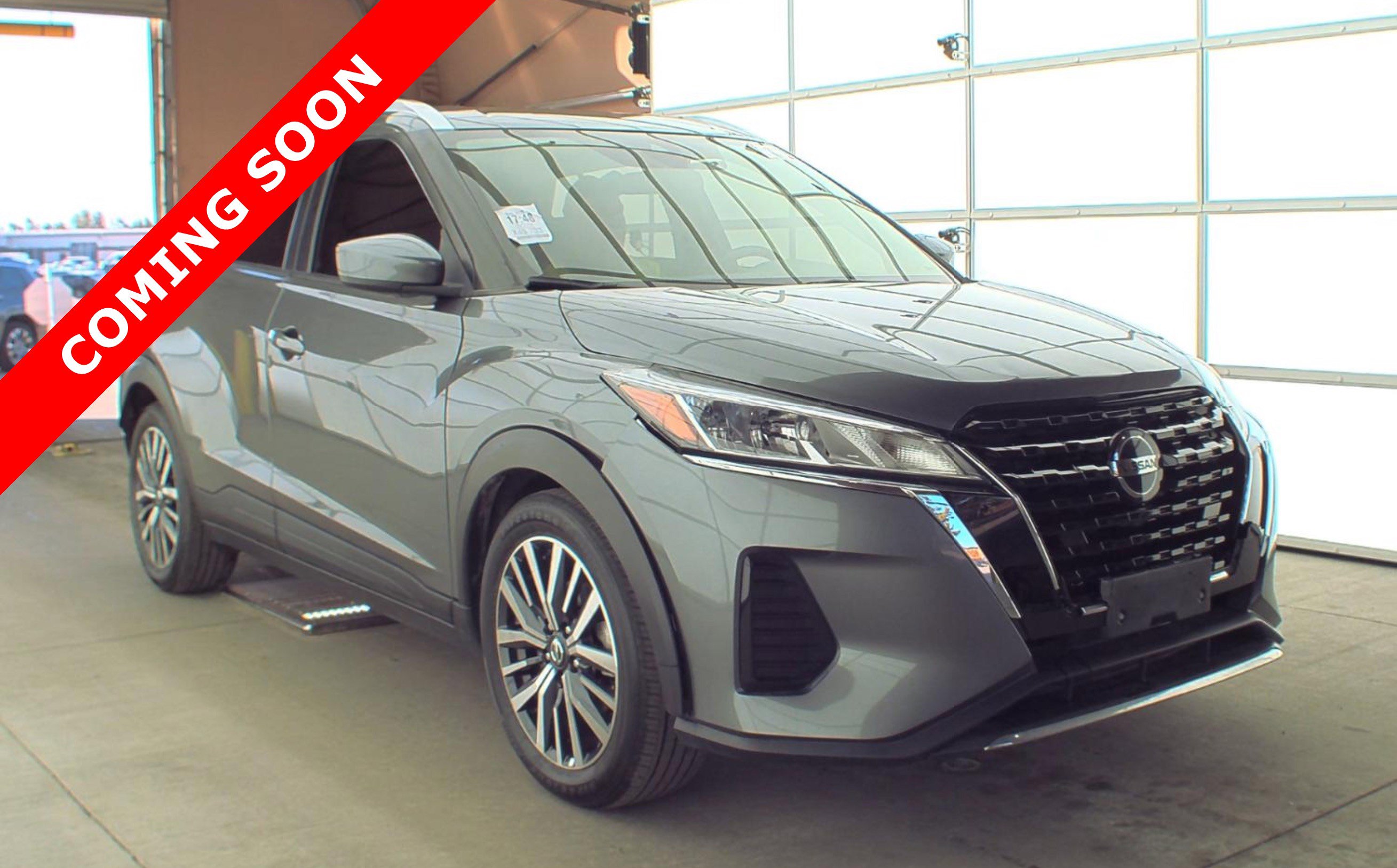 Used 2021 Nissan Kicks SV image 4