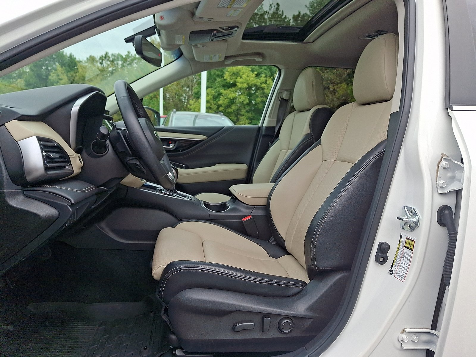 Used 2022 Subaru Outback Limited w/ Popular Package #2 AWD/4WD image 12