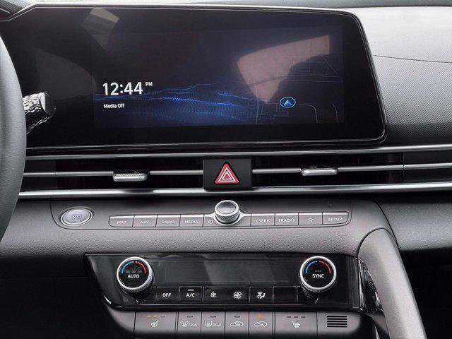 New 2026 Hyundai Elantra Limited image 19