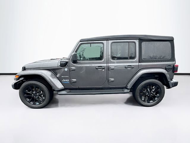 Used 2022 Jeep Wrangler Unlimited Sahara w/ Cold Weather Group image 4