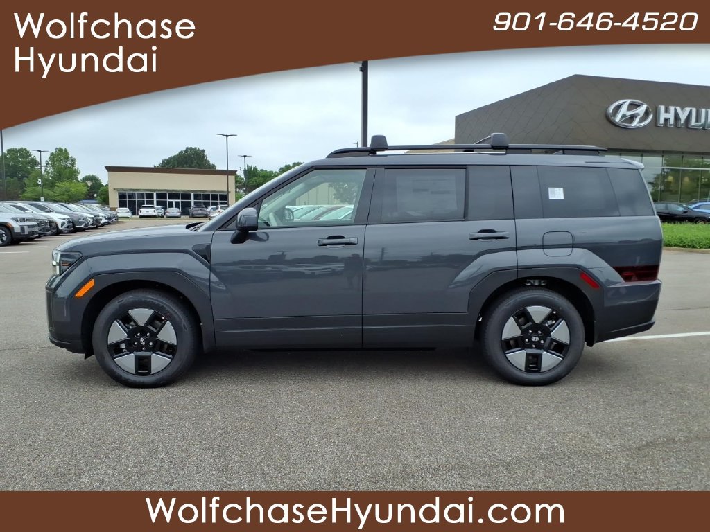 Used 2026 Hyundai Santa Fe SEL FWD image 2