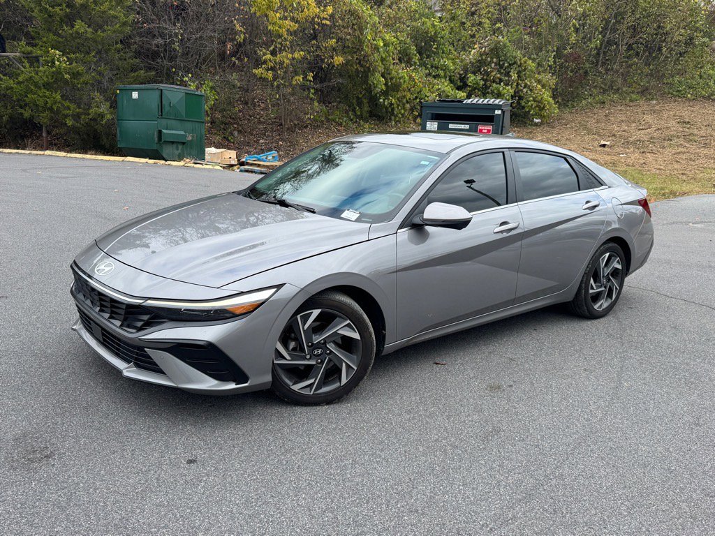 Used 2024 Hyundai Elantra Limited