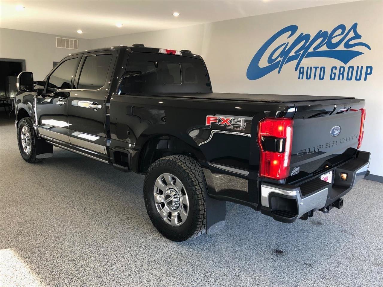 Used 2024 Ford F250 Lariat w/ Lariat Ultimate Package AWD/4WD image 5