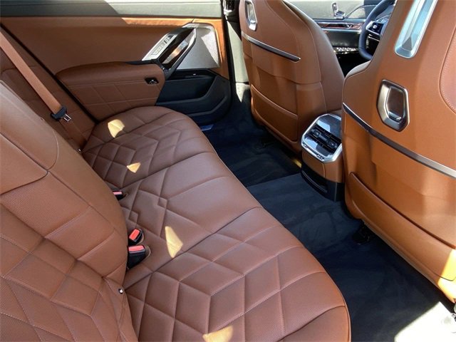 New 2026 BMW 740i w/ Executive Package image 14