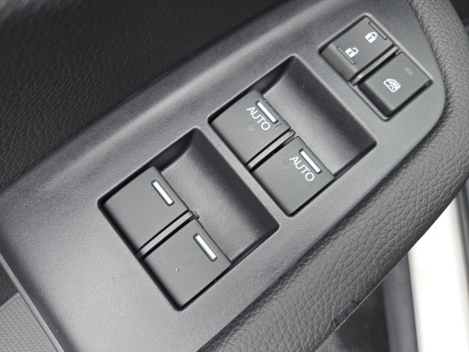 Certified 2025 Honda Ridgeline Sport image 31