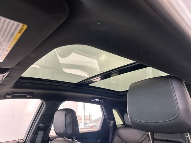 Used 2024 Cadillac XT5 Sportv w/ Technology Package image 23