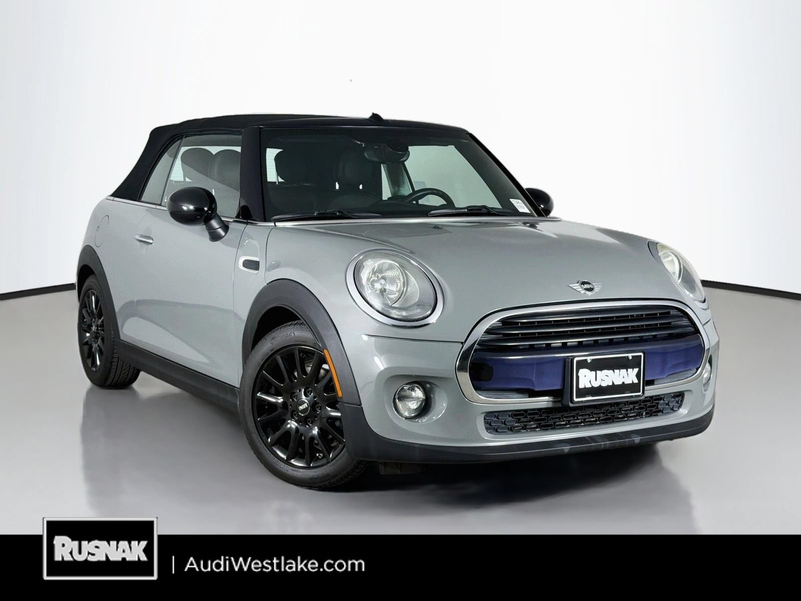 Used 2018 MINI Cooper Convertible FWD image 1