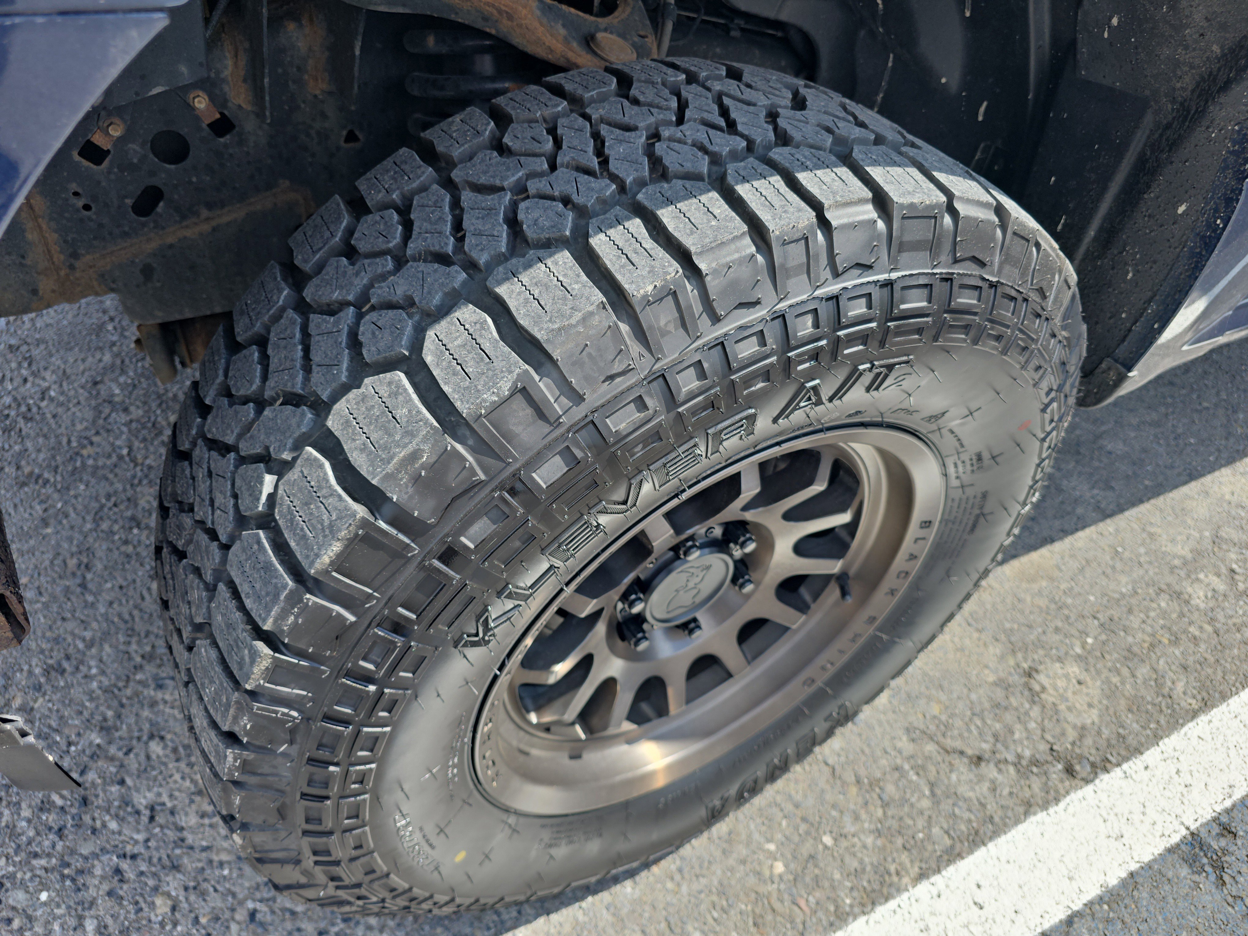 Used 2019 Ford F150 XLT w/ Equipment Group 301A Mid AWD/4WD image 11