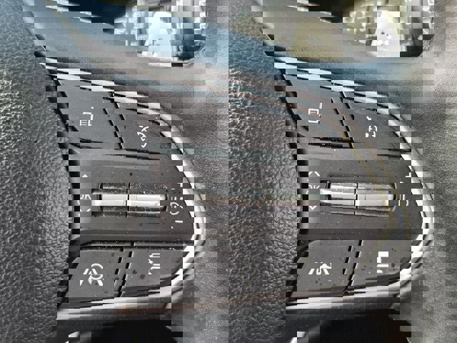 Used 2023 Hyundai Santa Fe Limited image 29