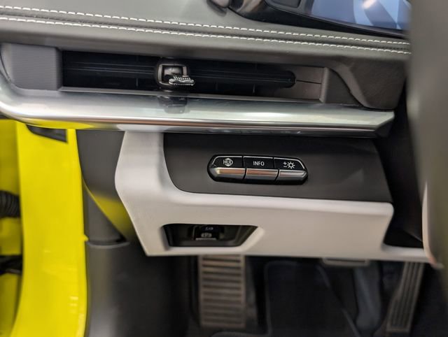 Used 2024 Chevrolet Corvette Stingray Premium Conv w/ 3LT image 29