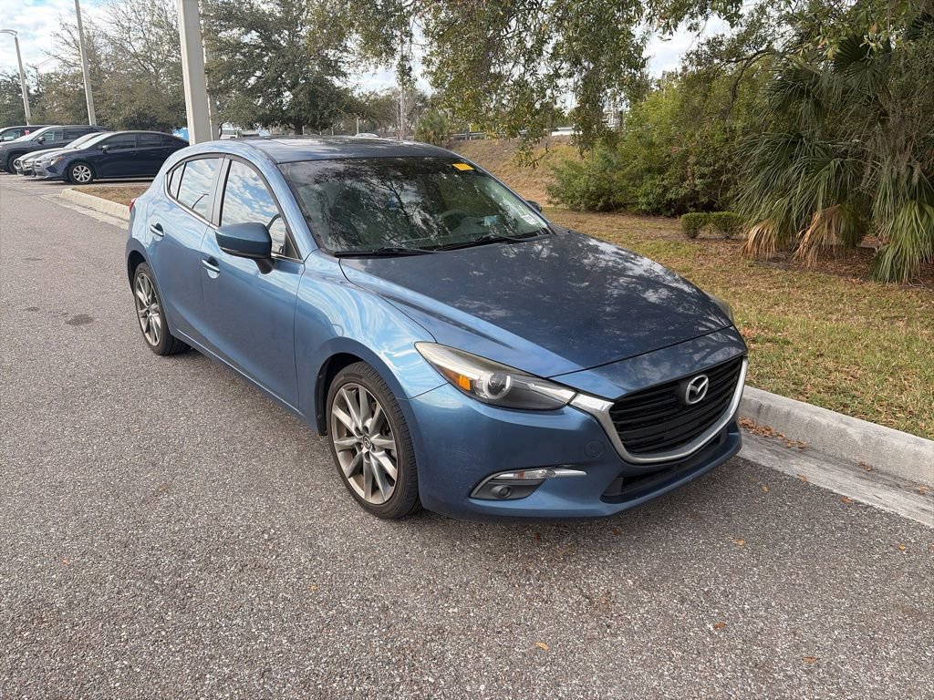 Used 2018 MAZDA MAZDA3 Grand Touring image 4