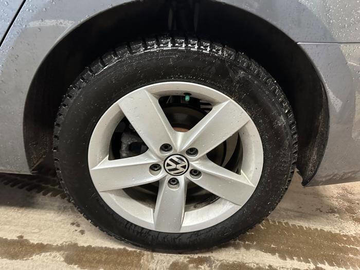 Used 2011 Volkswagen Jetta TDI FWD image 12