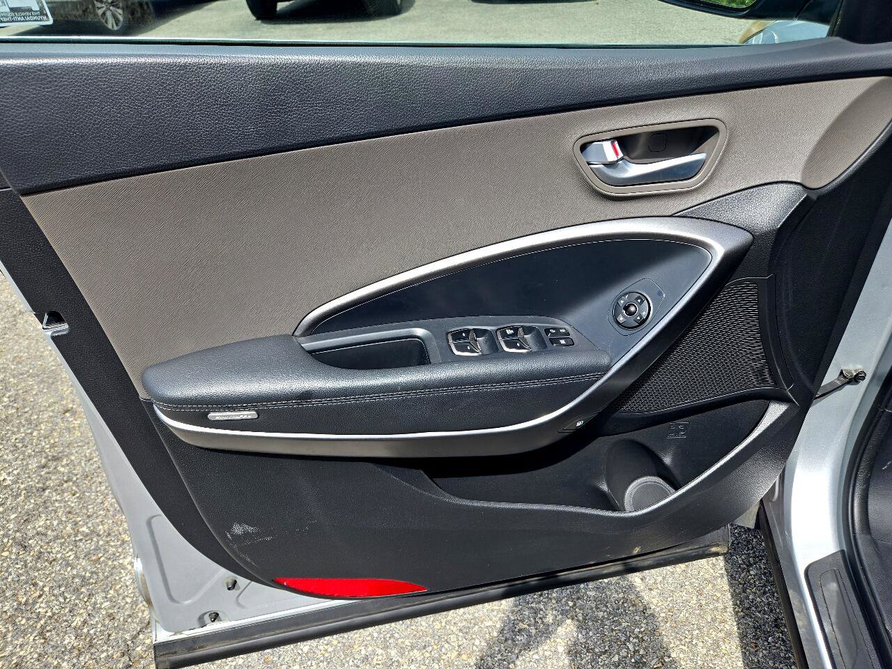 Used 2018 Hyundai Santa Fe Sport image 9
