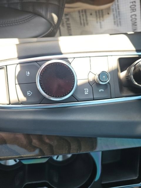 Used 2024 Cadillac Escalade Sport Platinum w/ LPO, ONYX Package AWD/4WD image 29