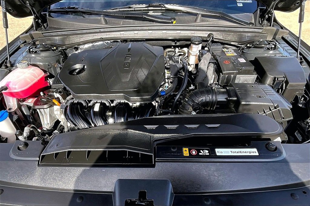 Certified 2025 Kia K5 LXS image 9