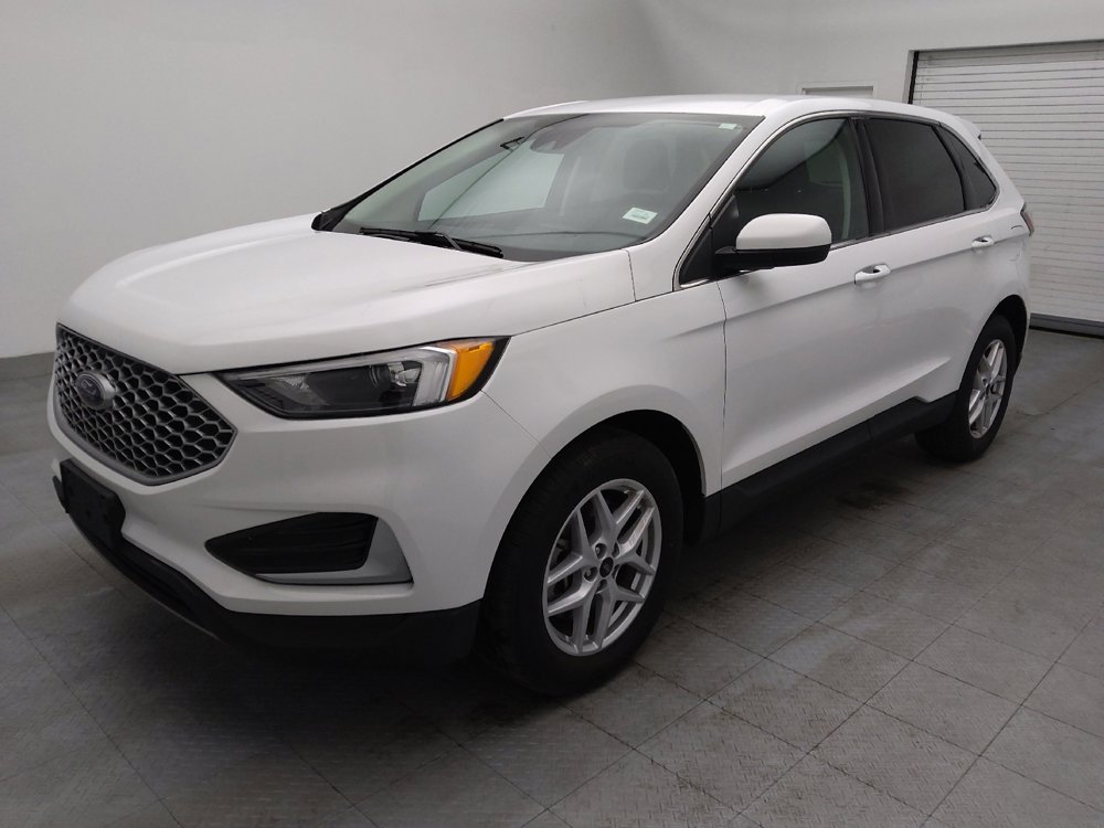 Used 2024 Ford Edge SEL image 2
