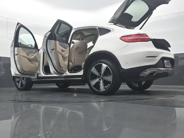 Used 2019 Mercedes-Benz GLC 300 4MATIC Coupe image 55